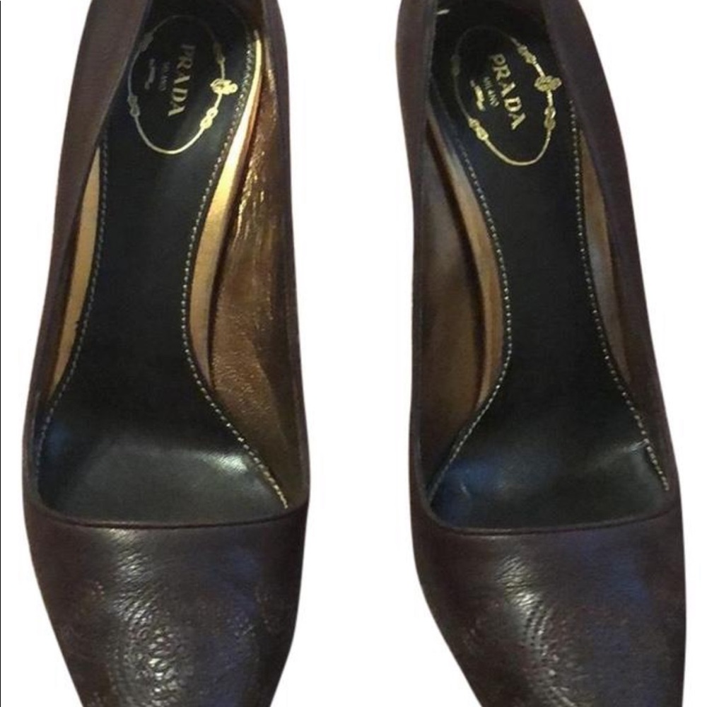 Prada Pumps - image 4